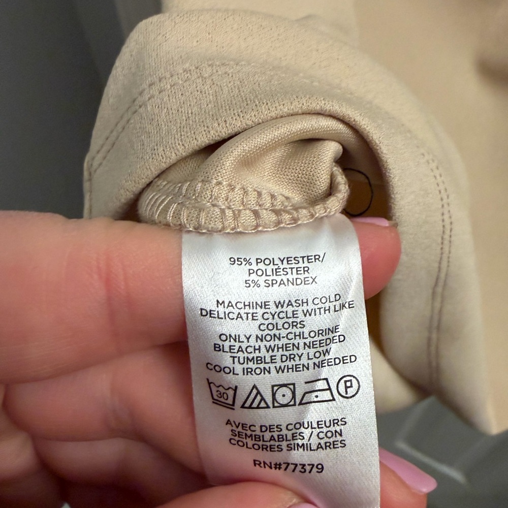 Ann Taylor Draped Neck Sleeveless Top - Picture 5 of 6